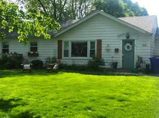 1010 S Wheaton Ave, Wheaton, IL 60189