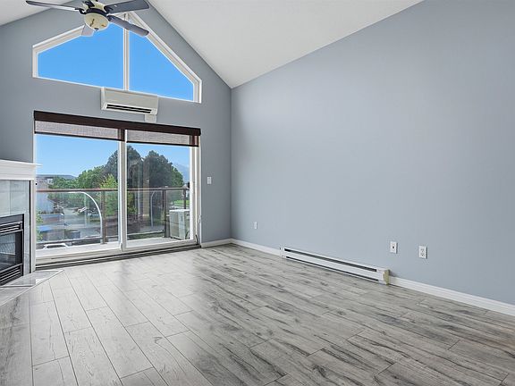 3rd image of 45520 Knight Rd #413