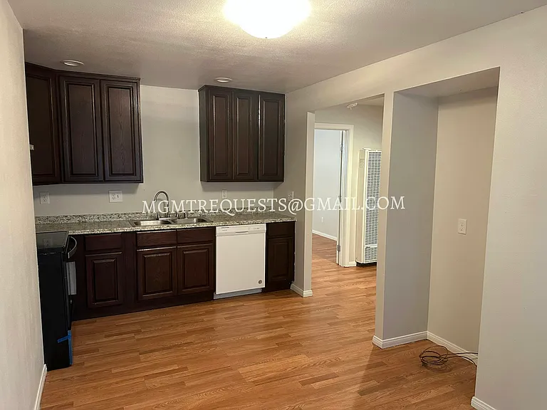 3374 Lime St #1/2 — Photo 3