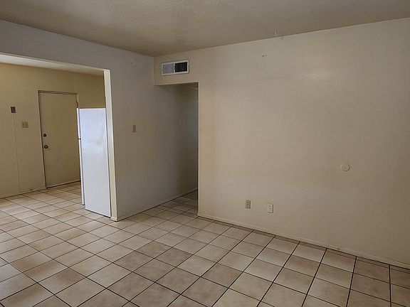 5th image of 5071 Wild Bill Ln #2