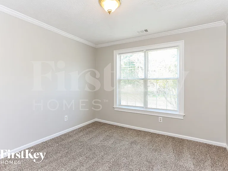 1270 Summit Point Ln — Photo 13