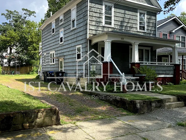 1383 Curtis St #2 — Photo 6