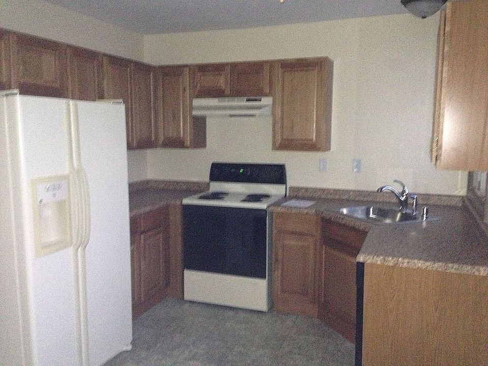 1st image of W358N5915 Surrey Dr
