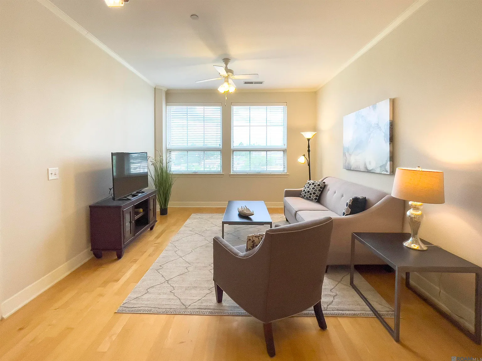 7707 Bluebonnet Blvd — Photo 4