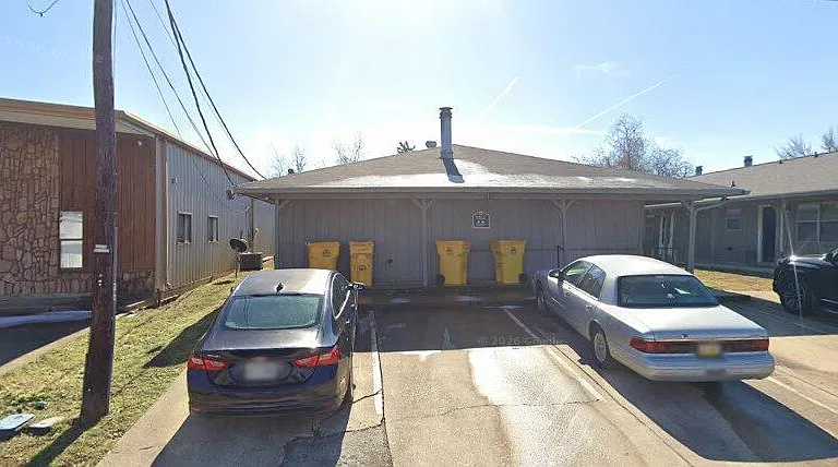 121 Westridge Dr #H — Photo 1