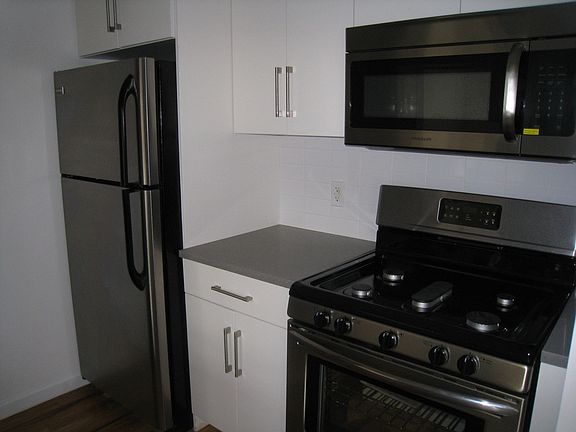 5th image of 3210 Riverdale Ave #6E