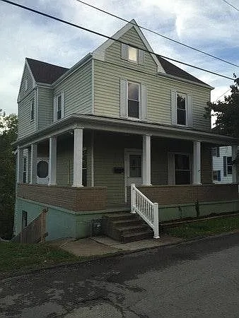319 Clay St Photo 1