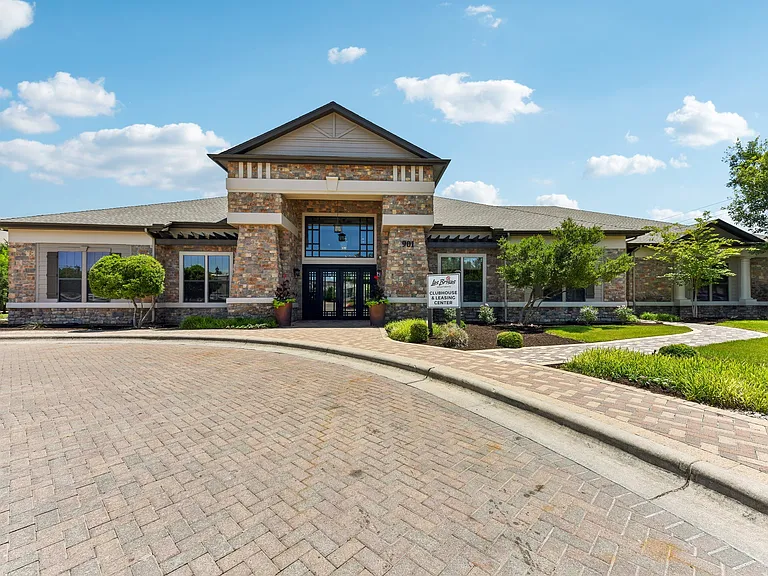 Las Brisas Apartments | Homes for rent in Round Rock, Texas