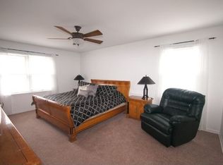 433 Greenwood Ave, Lake Forest, IL 60045