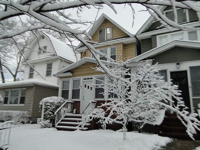 Front of house, Pvt Drive