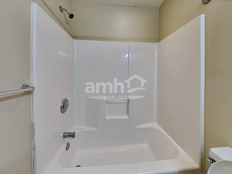 4855 Lake Park Ter — Photo 16