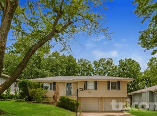 1116 NE 10th St, Blue Springs, MO 64014