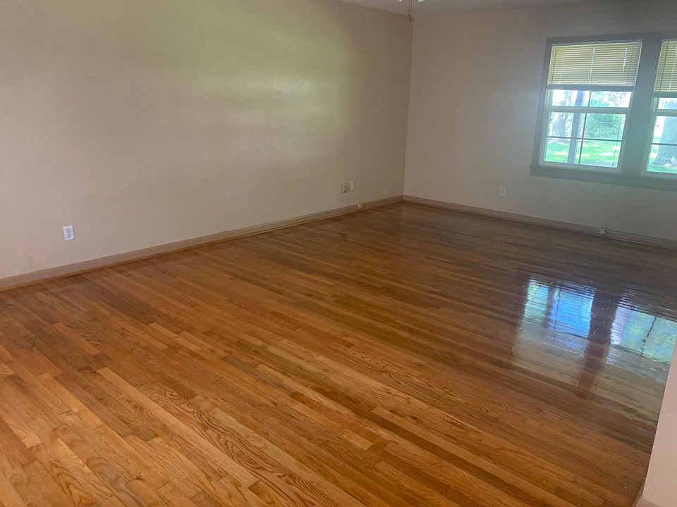 1st image of 1503 Avenue I