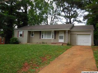 2112 Lynn Rd NW, Huntsville, AL 35810