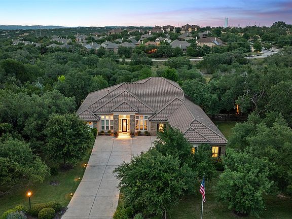 2nd image of 407 Bella Montagna Cir