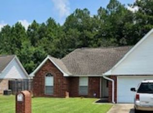 12318 White Oak Dr, Gulfport, MS 39503