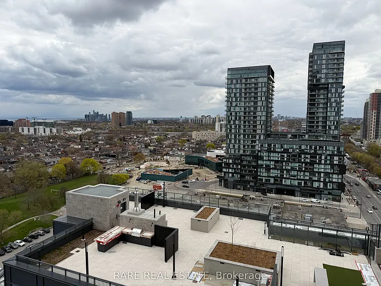 1185 Dupont St #1411 — Photo 6