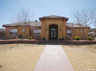 382 Emerald Cloud Ln, Socorro, TX 79928