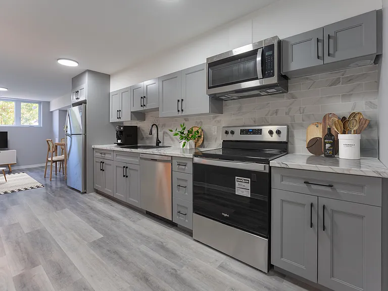 389 Melanie Ave #2 — Photo 5
