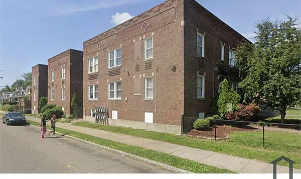 2 bed, 936 sqft, $930 — Photo 1