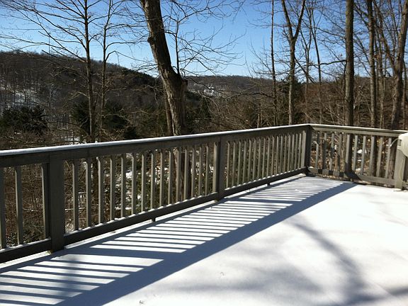 2nd image of 319 Pinetree Dr