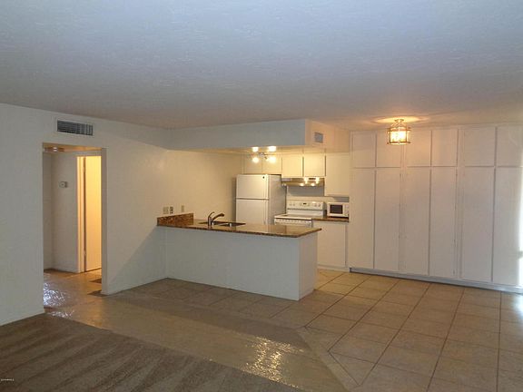 4th image of 1040 N 85th Pl
