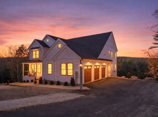 18 Sprague Mill Rd, Bedford, NH 03110