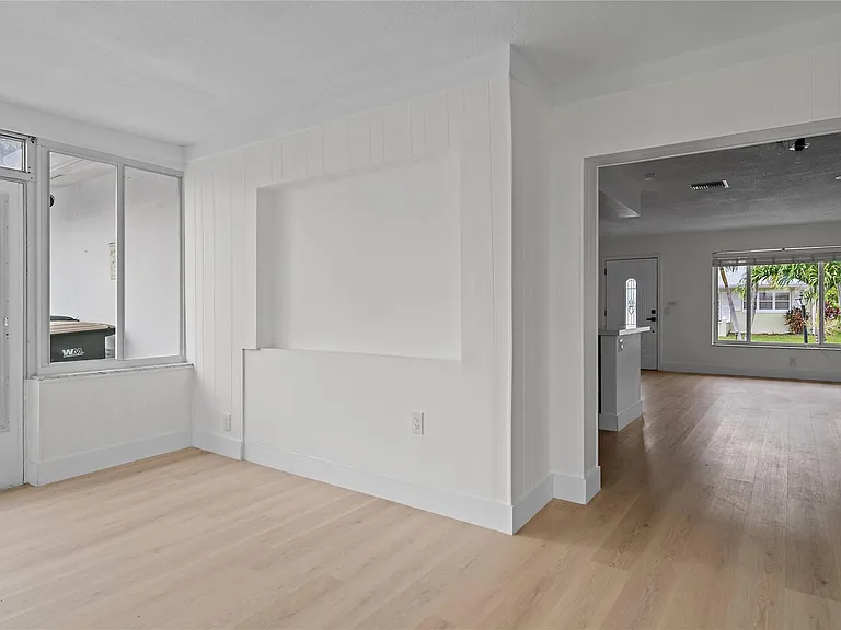 4510 NW 49th Dr — Photo 18