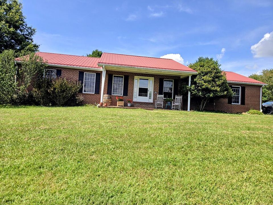 1st image of 320 Whippoorwill Rd