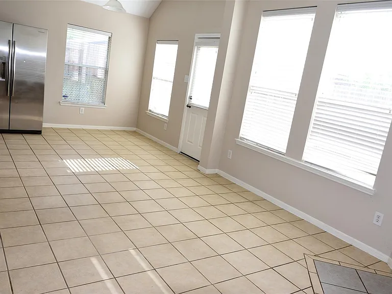 2705 Hewn Rock Way — Photo 15
