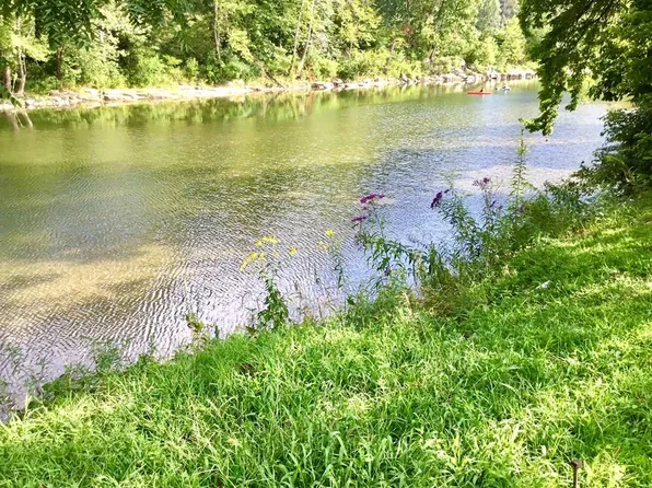 263 E Gander Way, Talcott, WV 24981