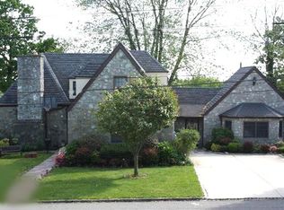 88 Radcliff Rd, Staten Island, NY 10305