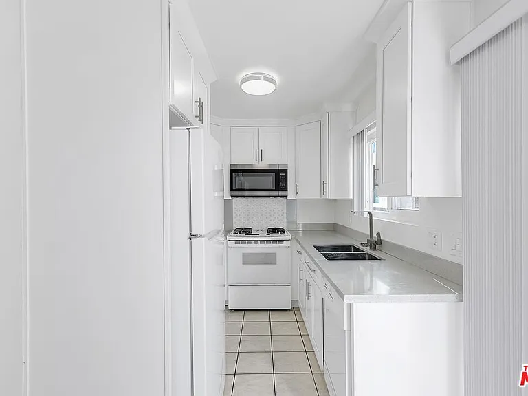 5524 Elmer Ave #3 — Photo 8