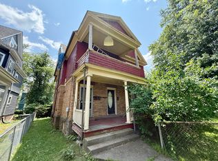 338 Sigourney St, Hartford, CT 06112
