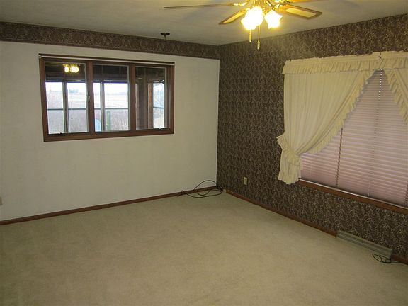 3rd image of 22828 Hagney Ave