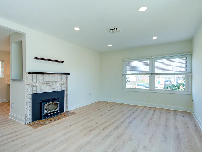 49 Mistletoe Ln — Photo 15