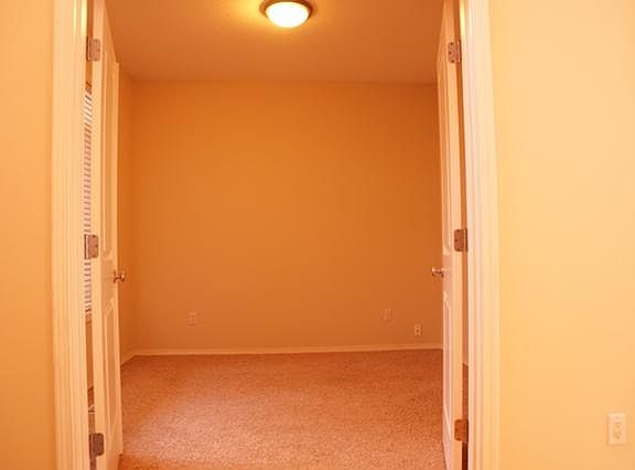 4th image of 17915 NE 23rd St