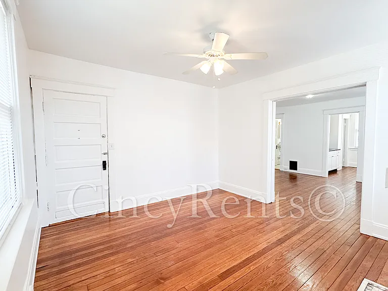 4033 Edwards Rd #4 — Photo 8