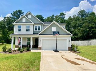 331 Birch Ave, Spring Lake, NC 28390