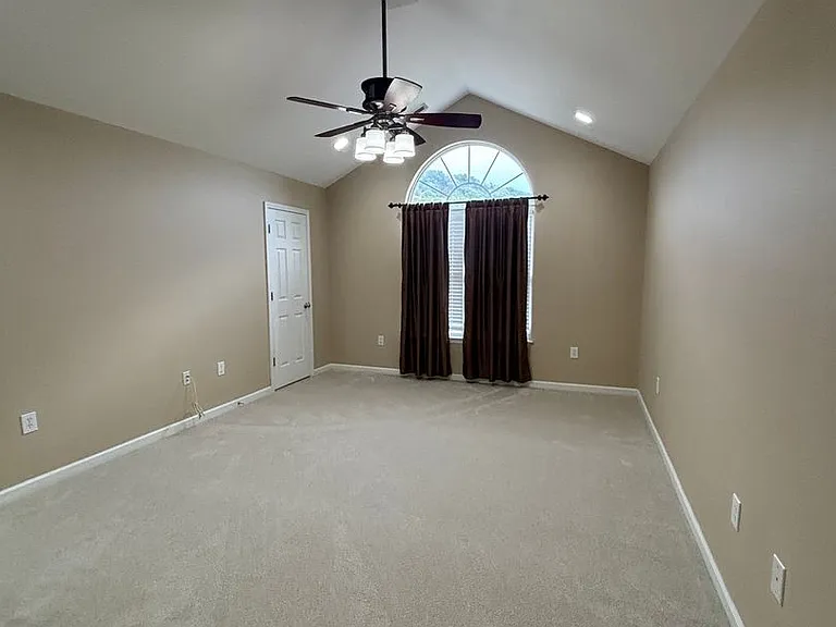 4465 Olyvia Pl — Photo 44