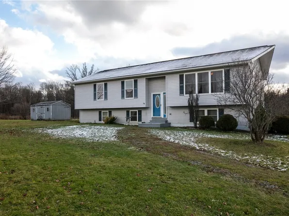405 Buck Rd, Lansing, NY 14882