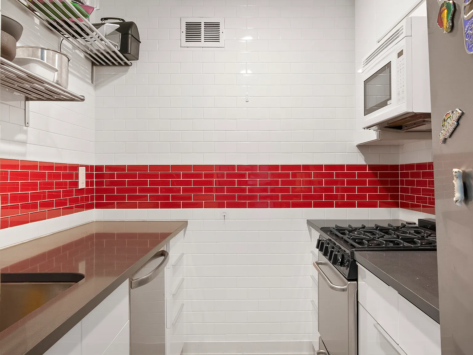 310 East 46th Street — Photo 4