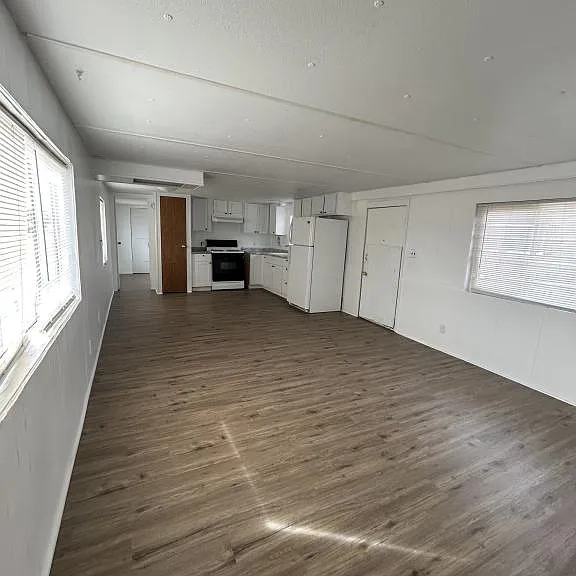 2810 Melvina St — Photo 2
