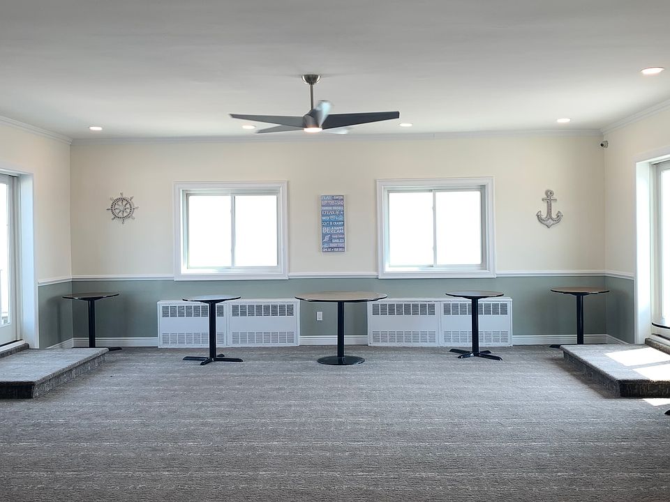 Rooftop Party Room