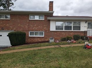 5808 Pocahontas Dr, Kingsport, TN 37664