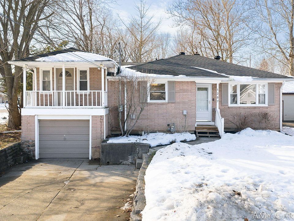 1st image of 1287 Lamont Ave NW