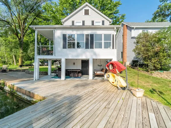 623 Lions Dr, Rome City, IN 46784