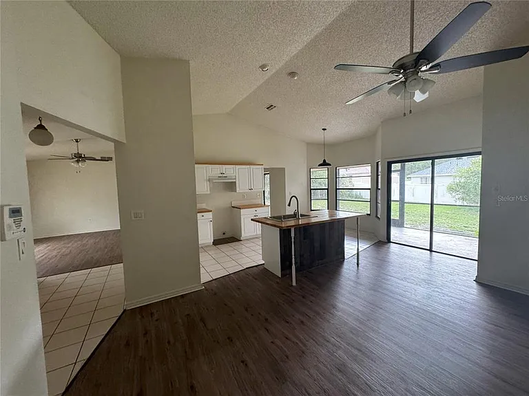 2378 Comerwood Dr — Photo 4