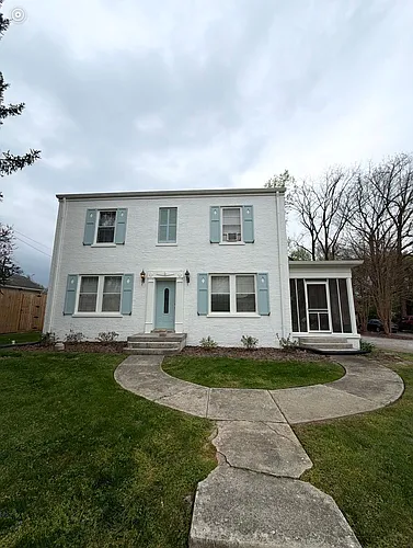 432 E Lytle St Photo 1