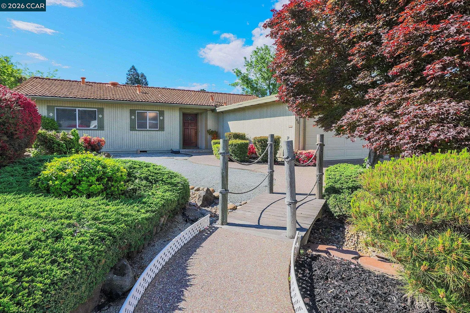 146 Lorenzo Dr photo 1